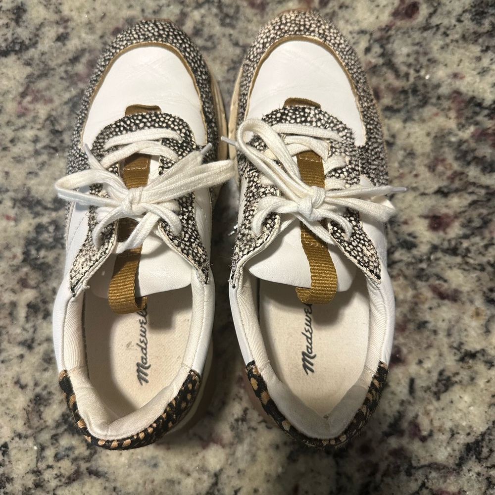 Madewell Women’s 6.5 Kickoff Trainer Sneakers‎ - Picture 3 of 10